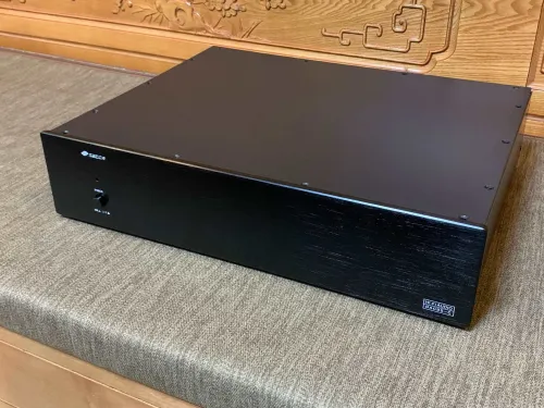 Hình ảnh Vỏ mặt nhôm phay lắp dac, preamp, âm ly