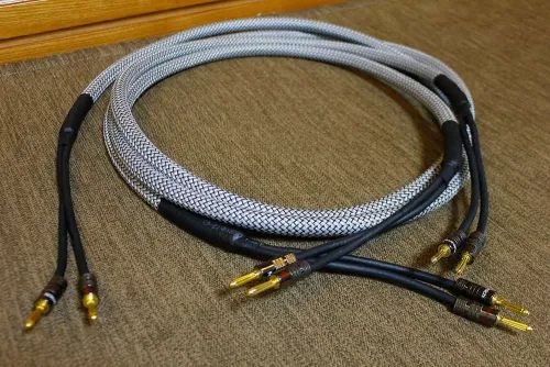 Hình ảnh Cặp dây loa mỗi bên dài 2,2m chất lượng tốt, lõi đồng nguyên chất 2*8mm